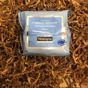 Neutrogena face wipes - box of 5